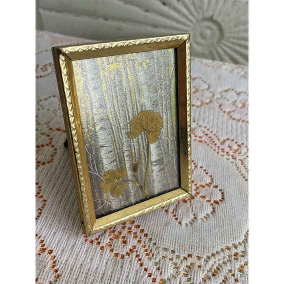 Vintage 1960s Brass Frame With Pressed Four-Leaf Clover Art - Picture 8 of 12